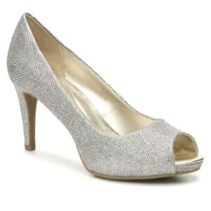 Bandolino NEW!! Rainaa Silver Shimmer Peep Toe, Hidden Platform Pumps 6.5M